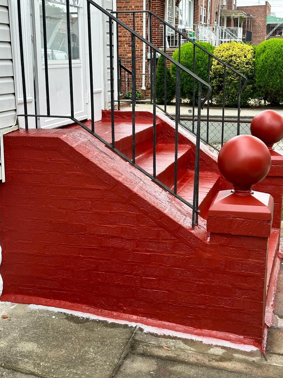 A Brooklyn stoop, refreshed
